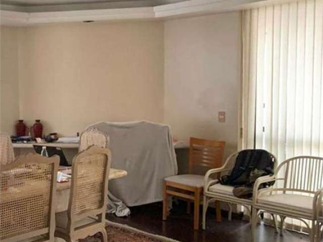 Apartamento de 4 quartos perto da Av. Paulista!