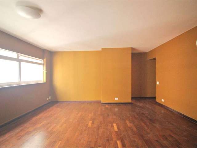 Apartamento com 3 Quartos á venda, 138m², 2 vagas - Jardim América