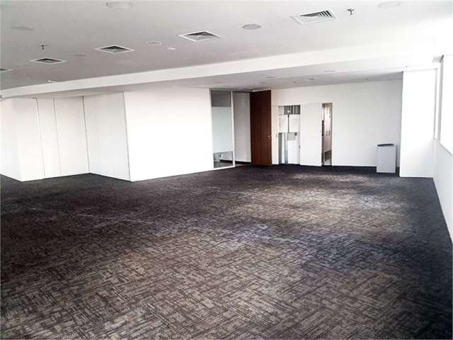 Excelente Conj. Comercial Duplex com 748,64m² em frente ao Shopping Paulista!