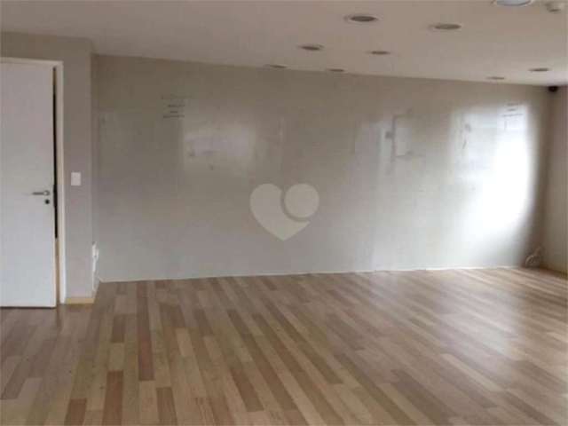 Sala Comercial para Locação, c/ 55 m2, na região da Paulista.