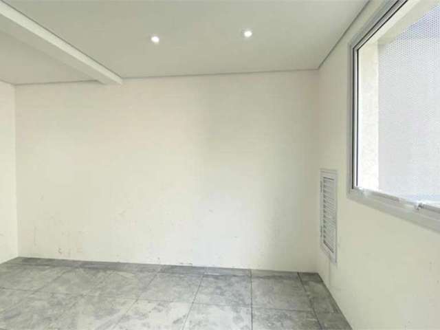 Sala comercial com 27m² em Moema no Condomínio IBIRA BY YOU.