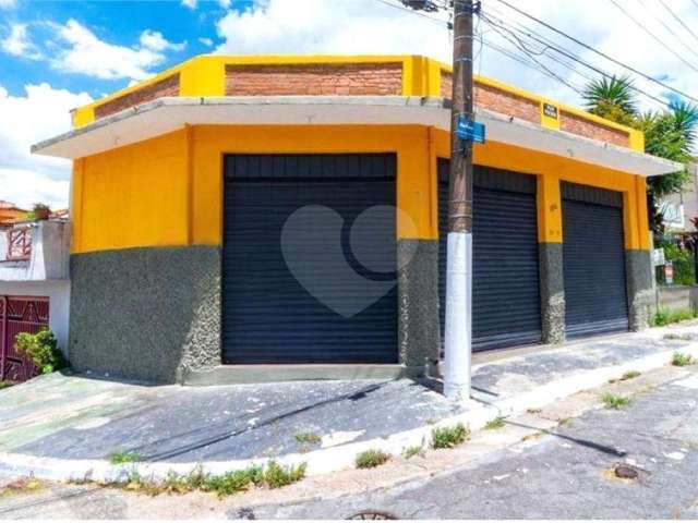 Casa Comercial em localização estratégica para venda ou locação - zona mista