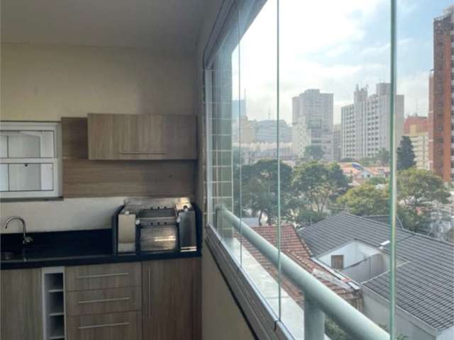 Apartamento venda Pinheiros, 2 dormitórios, 1 suíte, 2 vagas, Sacada, Piscina, Próximo ao metro