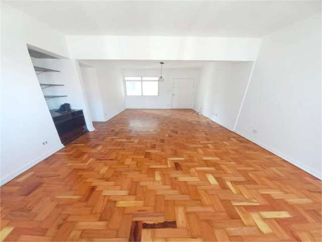 Apartamento a venda em  de 55m2  no coração de  Pinheiros !