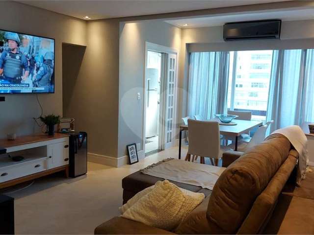 Apartamento Duplex com 84 m², 1 vaga grande, lazer em Pinheiros Reformado!