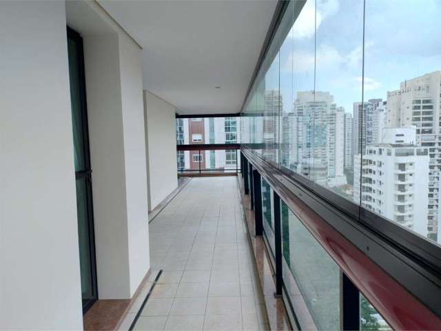 Apartamento-São Paulo-CAMPO BELO | Ref.: REO936436