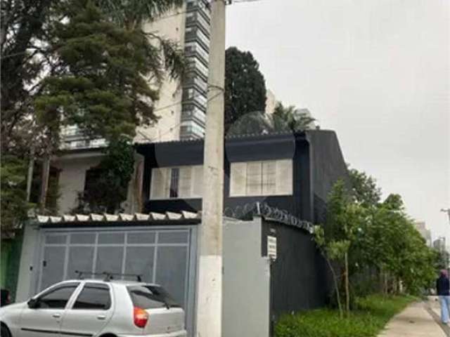 Casa comercial de 270m2 com galpão anexado na Chácara Santo Antônio Oportunidade! Único!!