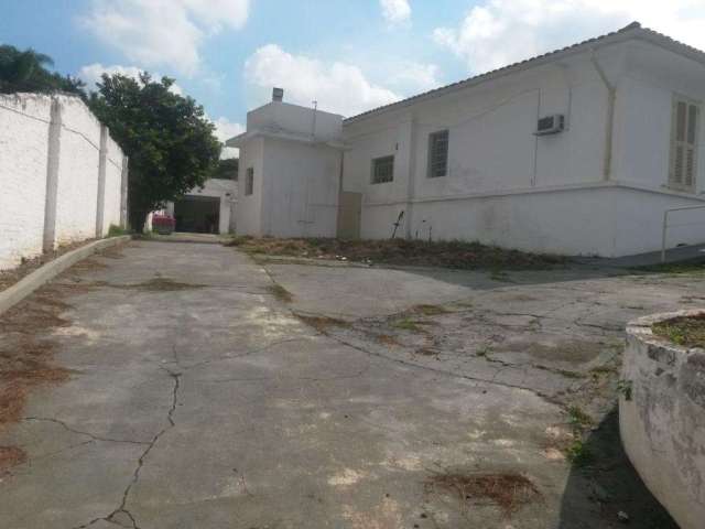 Casa Térrea Lapa | 180m² | 800m² de Terreno | 5 Vagas | Próximo ao Metrô