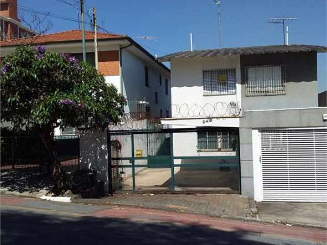 Casa 3 dormitórios na Vila Clementino