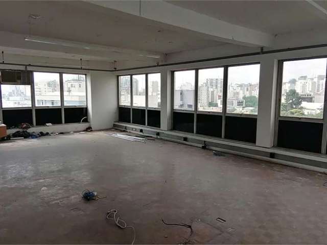 Sala comercial para venda ou locação em Higienópolis com 110 m2