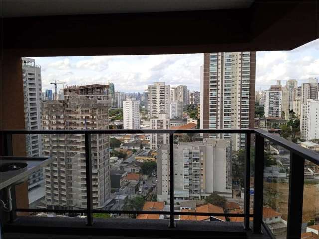 Apartamento novo recém entregue, belíssima varanda com vista incrível ao lado do Metro Brooklin.