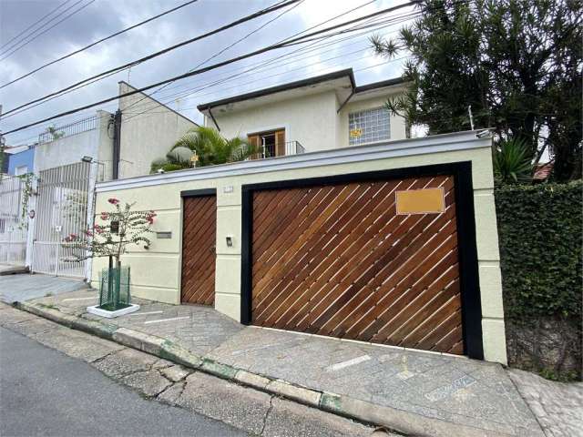 Ótima casa na Vila Madalena!