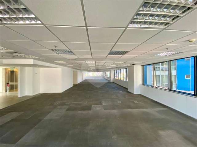 Conjunto Comercial em Jardim Europa, com 137,32 m² unificado.