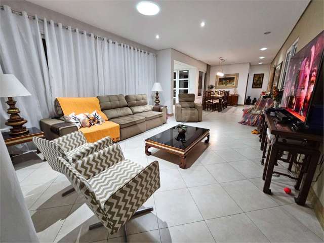 Brooklin- casa térea com 4 dorm/2 suites, 4 vagas, placa solar