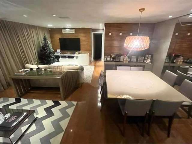 Apartamento à venda com 144m², 3 quartos e 3 vagas