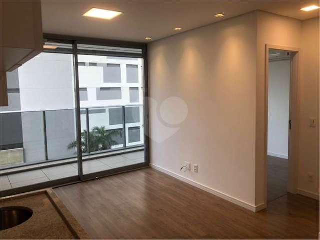 Apartamento de 40 m² (studio) em Pinheiros com 1 vaga em empreendimento com lazer completo