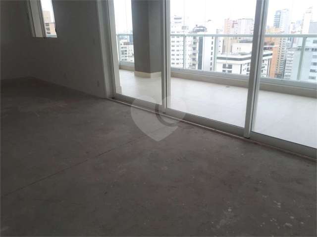 Apartamento de 197m2, 3 suítes, lavabo, varanda gourmet, 3 vagas, lazer completo no Paraíso.