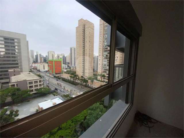 Apartamento novo, perto do metrô, a venda no Brooklin, com 48 m2, varanda, 1 suíte e 1 vaga