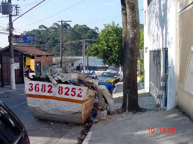 Prédio Inteiro em Osasco