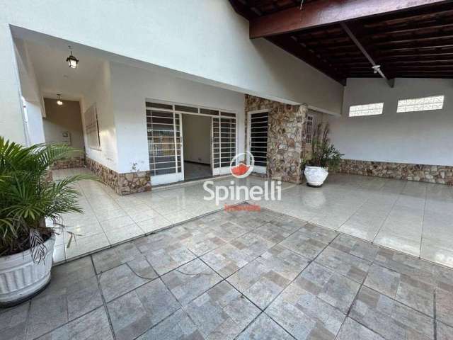 Casa com 3 dormitórios à venda, 173 m² por R$ 700.000,00 - Centro - Cruzeiro/SP