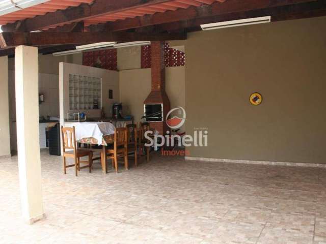 Casa com 3 dormitórios à venda, 132 m² por R$ 650.000,00 - Vila Canevari - Cruzeiro/SP