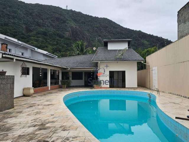 Casa com 3 dormitórios à venda, 329 m² por R$ 2.200.000,00 - Sumaré - Caraguatatuba/SP