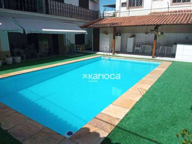 Casa com 5 dormitórios à venda, 238 m² por R$ 1.100.000,00 - Freguesia de Jacarepaguá - Rio de Janeiro/RJ