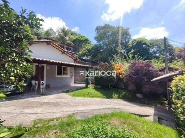 Linda Casa com 3 quartos, suíte, closet, em Reserva Florestal - Itaipu, Niterói