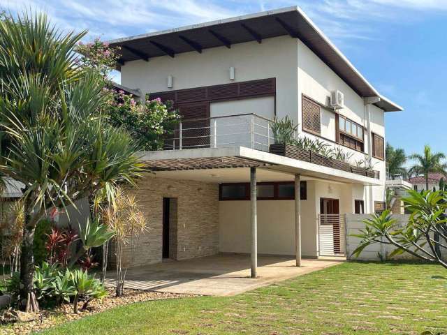 Casa com 5 quartos à venda em Parque Village Castelo - SP