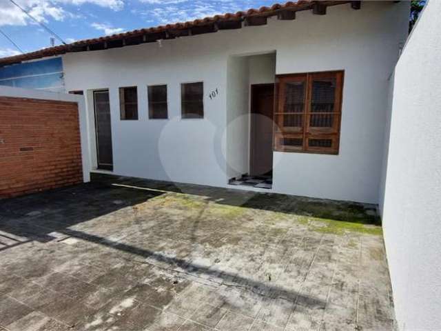 Casa com 4 quartos à venda em Parque América - SP