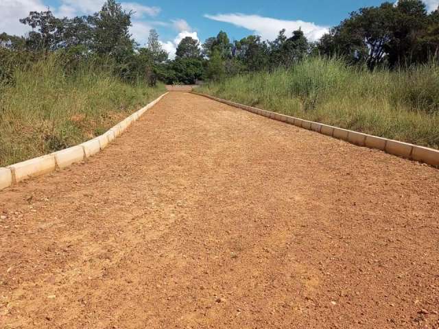 Lote de 300mts em condomínio no Tororó, área escriturada