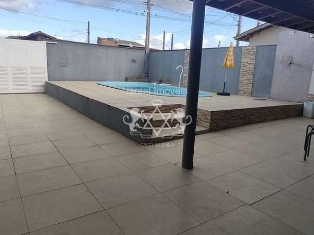 Casa com piscina + 6 kitnets á venda no bairro Golfinho, Caraguatatuba, Litoral Norte de São Paulo