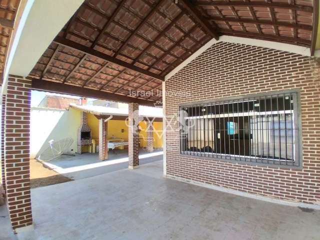 Casa à venda,  com 03 dormitórios  no Jardim Porto Novo, quadra mar em  Caraguatatuba, SP no Litora