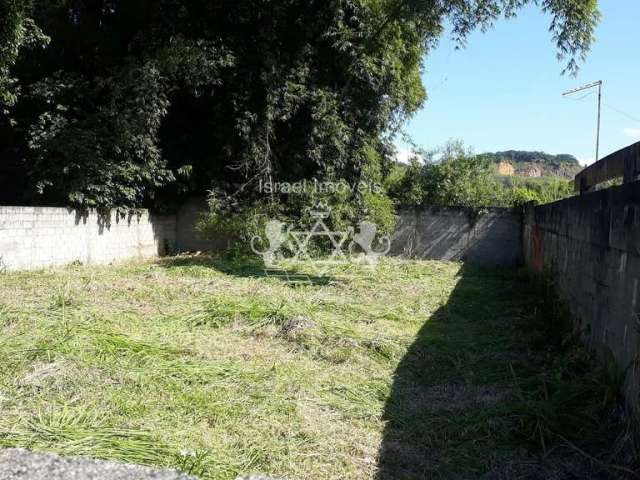 Ótima oportunidade de terreno à venda para morar ou investir c/ 364 m2 no bairro do Getuba em Carag