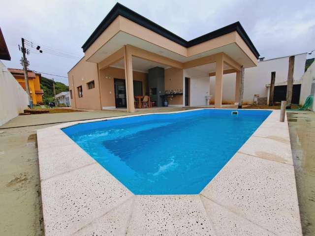 Casa à venda, Condomínio Fechado na Lagoinha, Ubatuba, SP