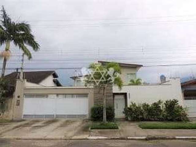 Maravilhosa Casa à venda no Jardim Aruan, na cidade de Caraguatatuba, Litoral Norte do Estado de Sã