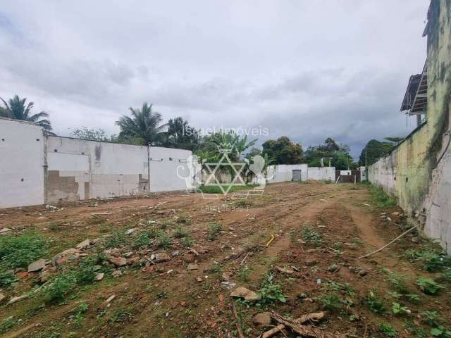 Terreno à 2 quadras da praia Porto Novo