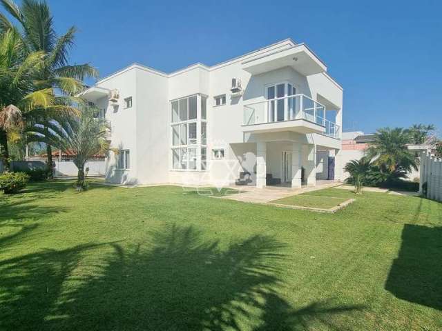 Sobrado alto padrão  para locação, Praia das Palmeiras, Caraguatatuba, SP