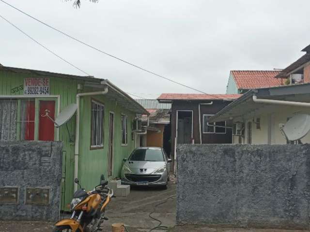 Terreno com casas para venda!