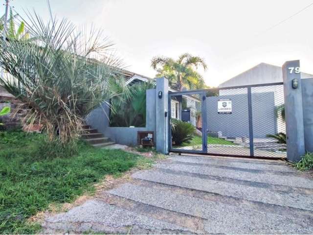 Casa em Condomínio para venda  no Bairro Vila Nova em Porto Alegre