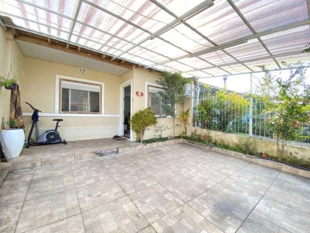 Casa para venda  no Bairro Hipica em Porto Alegre