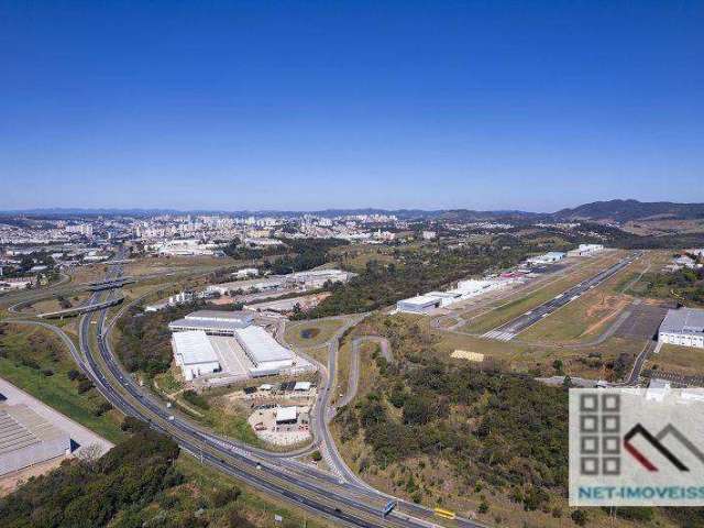 Galpão Comercial/Industrial (1.331,02m²), 4 Banheiros, 8 Vagas. No aeroporto do Jundiaí