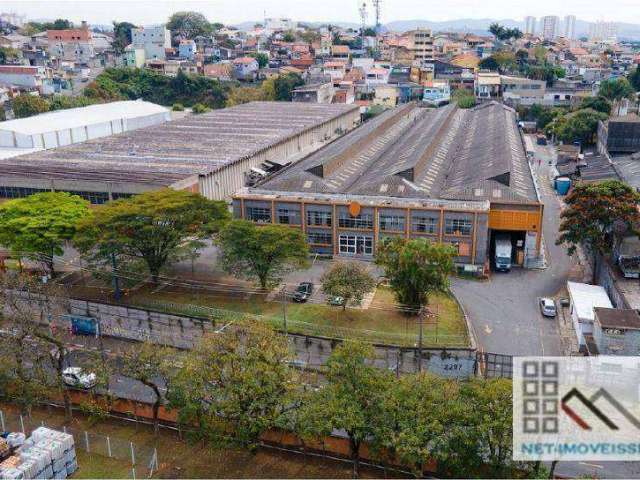 Galpão Comercial/Industrial (8.100m²), 12 Banheiros, 14 Vagas. A 20 minutos do Aeroporto Internacional de Cumbica