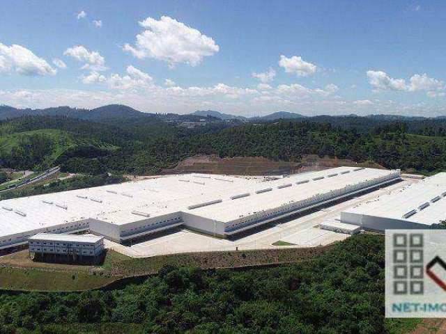 GALPÃO LOGÍSTICO (6.288m²), 4 BANHEIROS, 12 VAGAS. A MELHOR LOCALIZAÇÃO NO PRINCIPAL HUB LOGÍSTICO DO BRASIL