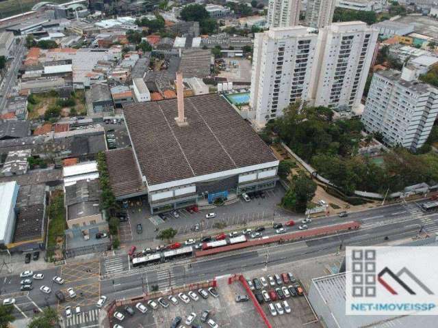 GALPÃO COMERCIAL (12.158m²). 12 BANHEIROS, MEZANINO, 187 VAGAS AO LADO DA MARGINAL DE PINHEIROS