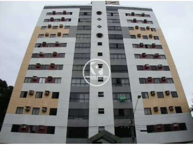 Excelente apartamento para vender no coração do Espinheiro.