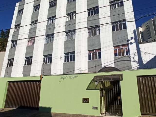 Alugo apartamento garden 2 quartos com vaga de garagem no Granbery, Juiz de Fora/MG