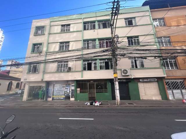 Vendo apartamento 3 quartos na Rua Santo Antônio, Centro, Juiz de Fora/MG