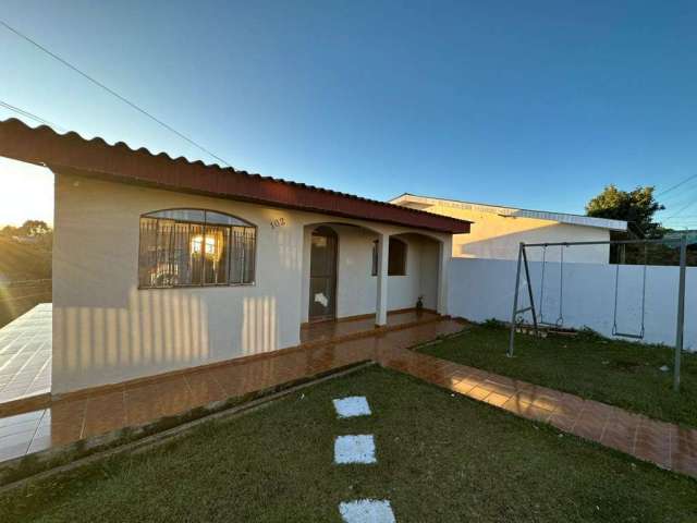 Casa para Venda em Guarapuava, Alto da XV, 2 dormitórios, 1 banheiro, 4 vagas