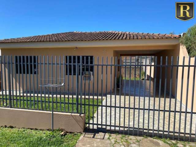 Casa para Venda em Guarapuava, Santa Cruz, 3 dormitórios, 1 suíte, 1 banheiro, 2 vagas